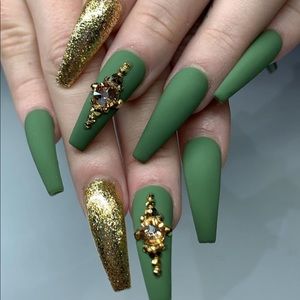 Meet your Posher, Griselda